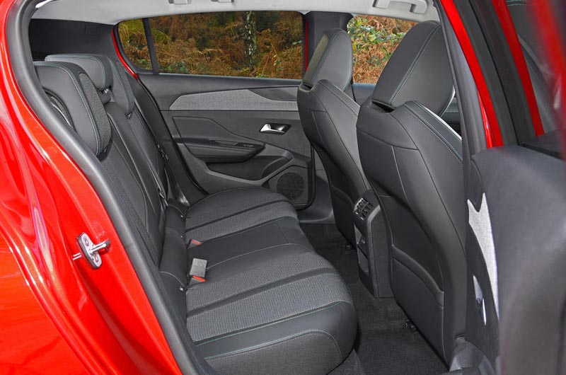 rear-seats-peugeot-308-puretech-130-gt-2022-uk-review