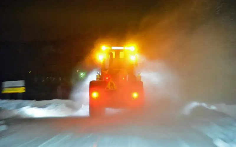 17-snow-tractor-ronan-glon